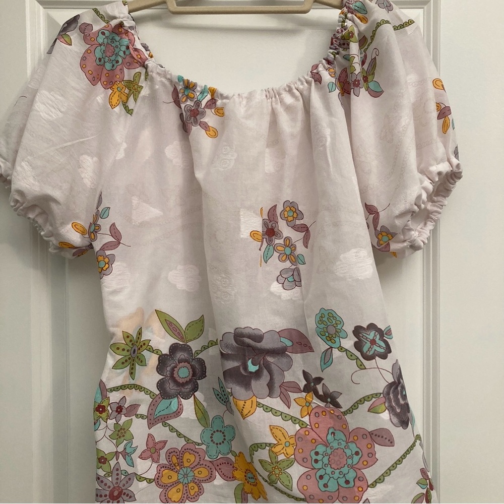 Chic Floral Print Off-Shoulder Top